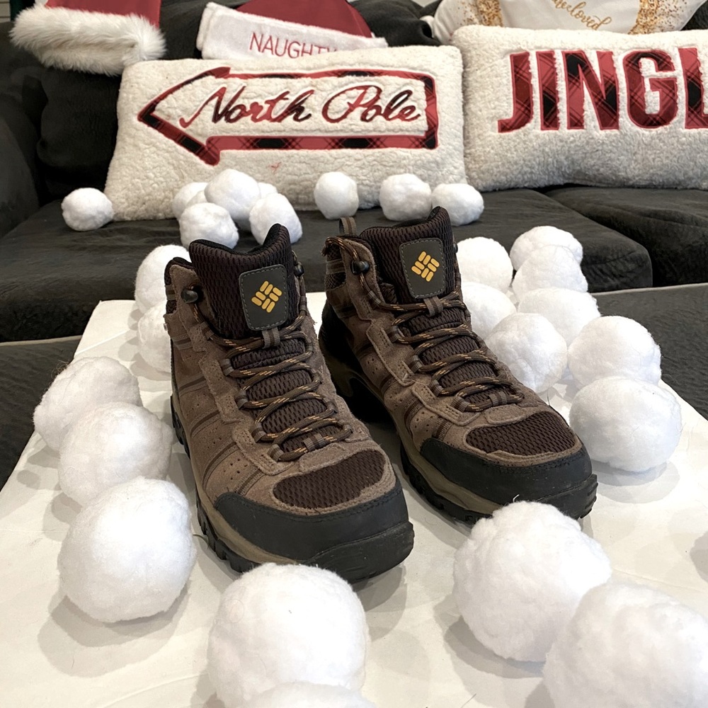 Columbia waterproof hiking / trekking boots